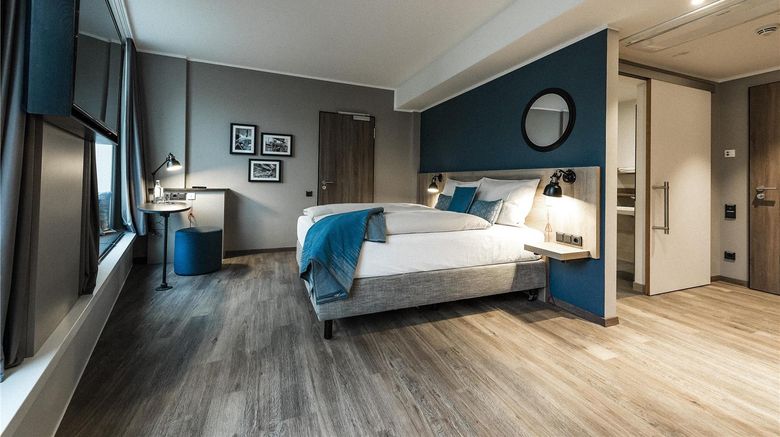 <b>HARBR Hotel Konstanz Room</b>. Images powered by <a href="https://iceportal.shijigroup.com/" title="IcePortal" target="_blank">IcePortal</a>.