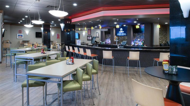 <b>Radisson St Louis Downtown Conv Ctr Restaurant</b>. Images powered by <a href="https://iceportal.shijigroup.com/" title="IcePortal" target="_blank">IcePortal</a>.