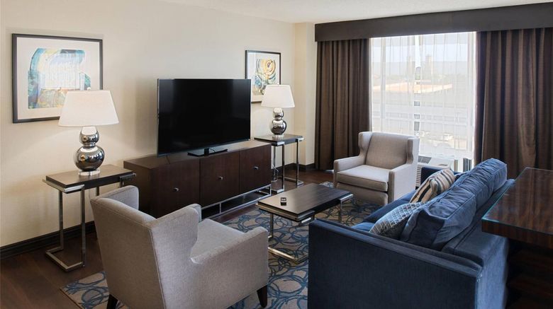 <b>Radisson St Louis Downtown Conv Ctr Suite</b>. Images powered by <a href="https://iceportal.shijigroup.com/" title="IcePortal" target="_blank">IcePortal</a>.