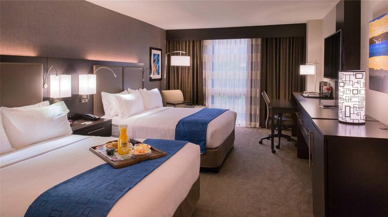 <b>Radisson St Louis Downtown Conv Ctr Room</b>. Images powered by <a href="https://iceportal.shijigroup.com/" title="IcePortal" target="_blank">IcePortal</a>.