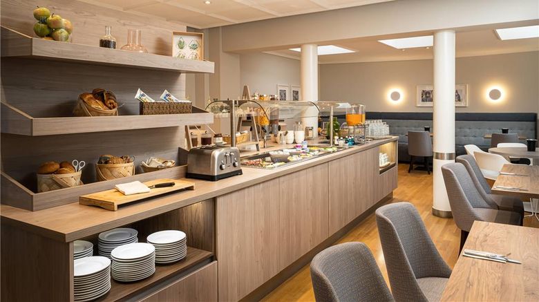 <b>elaya Hotel Hannover City Restaurant</b>. Images powered by <a href="https://iceportal.shijigroup.com/" title="IcePortal" target="_blank">IcePortal</a>.