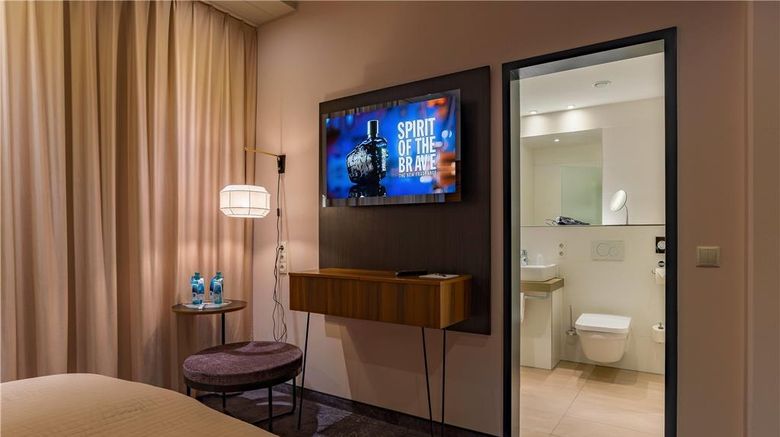 <b>elaya Hotel Munich City Room</b>. Images powered by <a href="https://iceportal.shijigroup.com/" title="IcePortal" target="_blank">IcePortal</a>.