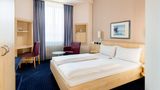 Rugs Hotel Augsburg Room