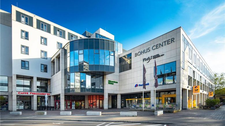 <b>Rugs Hotel Augsburg Exterior</b>. Images powered by <a href="https://iceportal.shijigroup.com/" title="IcePortal" target="_blank">IcePortal</a>.