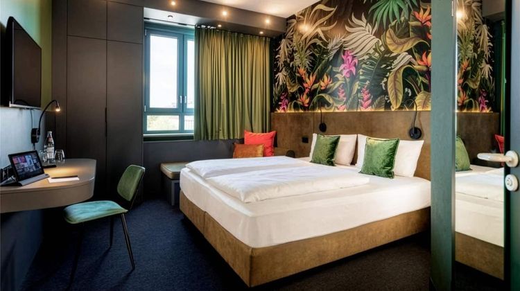 Rugs Hotel Augsburg Room