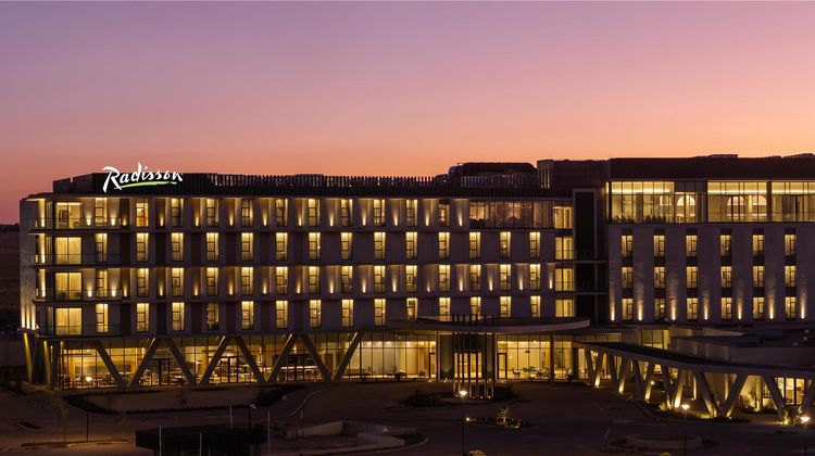 Radisson Hotel & Convention Center Steve Exterior
