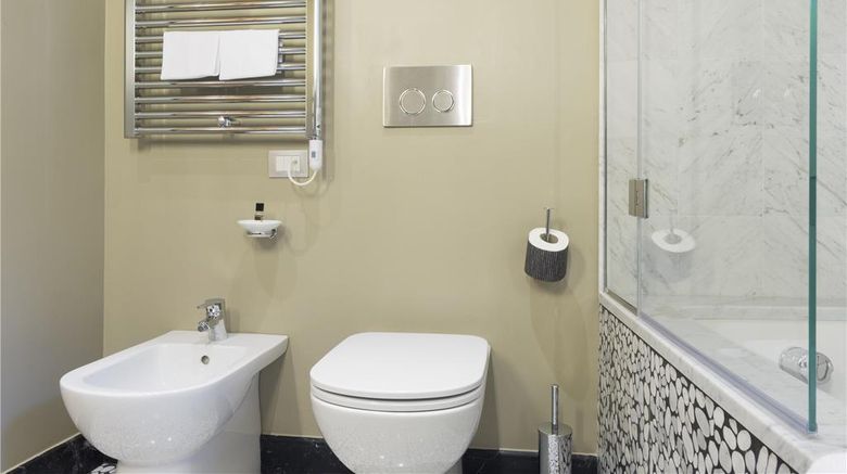 <b>Hotel Garibaldi Blu Room</b>. Images powered by <a href="https://iceportal.shijigroup.com/" title="IcePortal" target="_blank">IcePortal</a>.