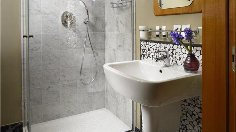 <b>Hotel Garibaldi Blu Room</b>. Images powered by <a href="https://iceportal.shijigroup.com/" title="IcePortal" target="_blank">IcePortal</a>.