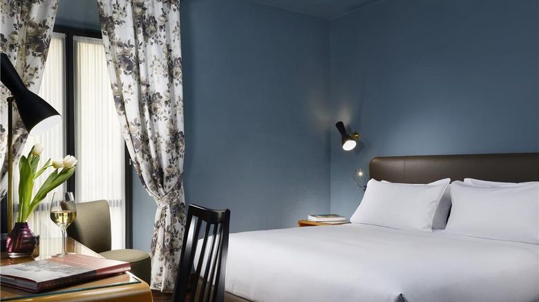 <b>Hotel Garibaldi Blu Room</b>. Images powered by <a href="https://iceportal.shijigroup.com/" title="IcePortal" target="_blank">IcePortal</a>.