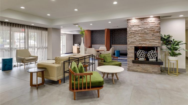 Best Western Plus Las Colinas Inn & Ste Lobby