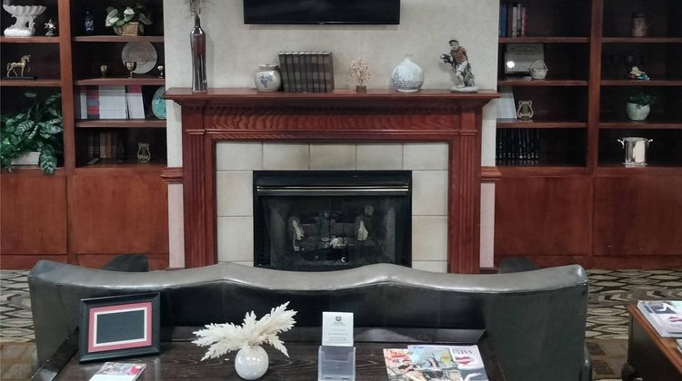 Clarion Inn Southern Pines Pinehurst Lobby