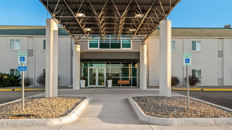 <b>Park Inn Grand Island Exterior</b>. Images powered by <a href="https://iceportal.shijigroup.com/" title="IcePortal" target="_blank">IcePortal</a>.