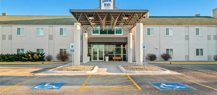 Park Inn Grand Island Exterior