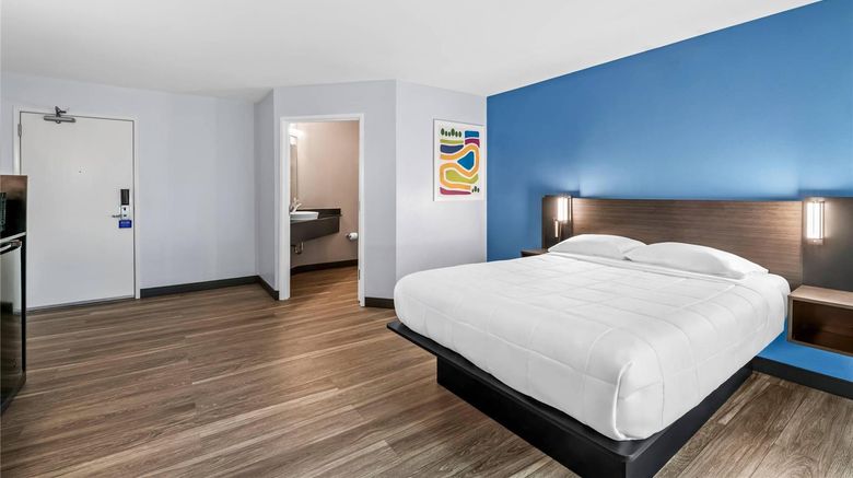 <b>Park Inn Grand Island Room</b>. Images powered by <a href="https://iceportal.shijigroup.com/" title="IcePortal" target="_blank">IcePortal</a>.