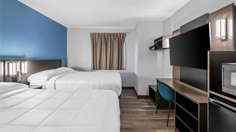 Park Inn Grand Island Room