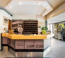 ANA Neotel Lobby