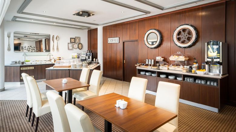 <b>ANA Neotel Restaurant</b>. Images powered by <a href="https://iceportal.shijigroup.com/" title="IcePortal" target="_blank">IcePortal</a>.