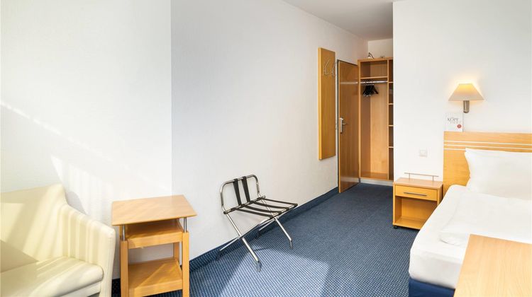 ANA Neotel Room