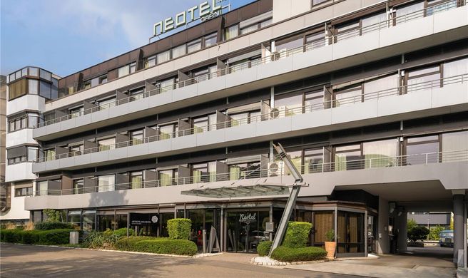 ANA Neotel Exterior