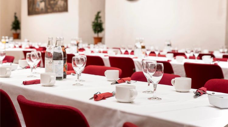 Elaya Hotel Noerdlingen Meeting