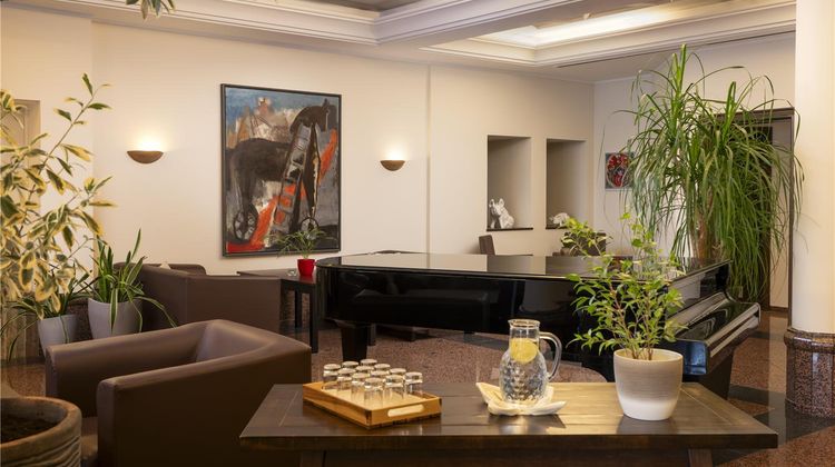 Elaya Hotel Noerdlingen Lobby