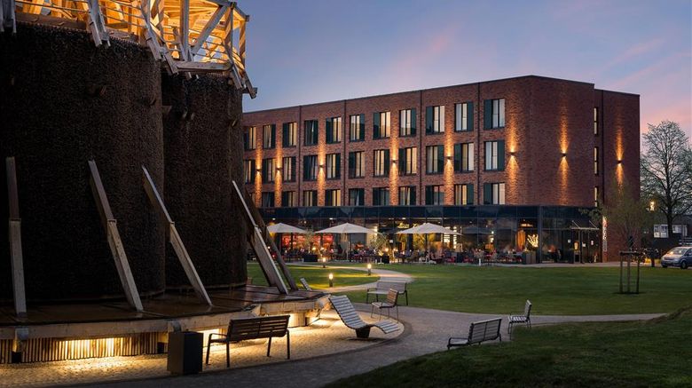 elaya Hotel Kevelaer Exterior. Images powered by <a href="https://iceportal.shijigroup.com" target="_blank" rel="noopener">Ice Portal</a>.