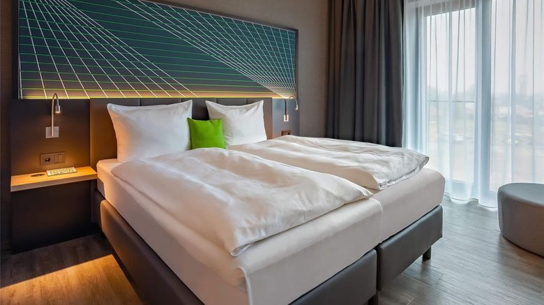 <b>elaya Hotel Kevelaer Room</b>. Images powered by <a href="https://iceportal.shijigroup.com/" title="IcePortal" target="_blank">IcePortal</a>.