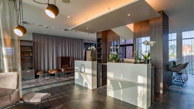 <b>elaya Hotel Kevelaer Lobby</b>. Images powered by <a href="https://iceportal.shijigroup.com/" title="IcePortal" target="_blank">IcePortal</a>.