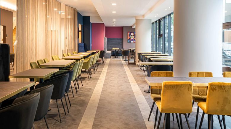 <b>elaya Hotel Oberhausen Restaurant</b>. Images powered by <a href="https://iceportal.shijigroup.com/" title="IcePortal" target="_blank">IcePortal</a>.