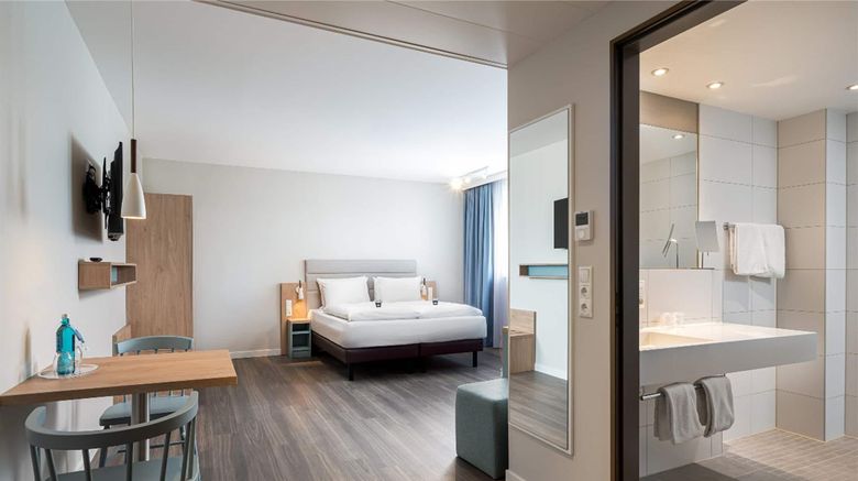 <b>elaya Hotel Oberhausen Room</b>. Images powered by <a href="https://iceportal.shijigroup.com/" title="IcePortal" target="_blank">IcePortal</a>.