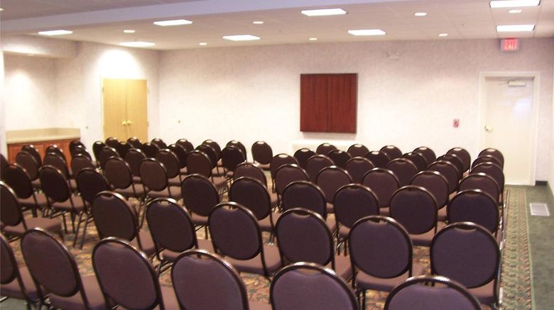 <b>Country Inn & Suites Idaho Falls Meeting</b>. Images powered by <a href="https://iceportal.shijigroup.com/" title="IcePortal" target="_blank">IcePortal</a>.