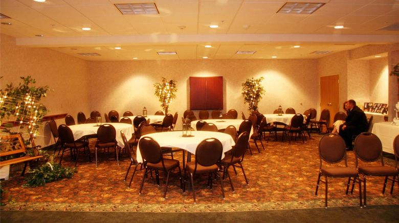 <b>Country Inn & Suites Idaho Falls Meeting</b>. Images powered by <a href="https://iceportal.shijigroup.com/" title="IcePortal" target="_blank">IcePortal</a>.