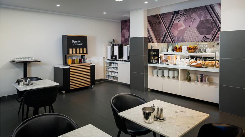 <b>Elaya Hotel Vienna City West Restaurant</b>. Images powered by <a href="https://iceportal.shijigroup.com/" title="IcePortal" target="_blank">IcePortal</a>.