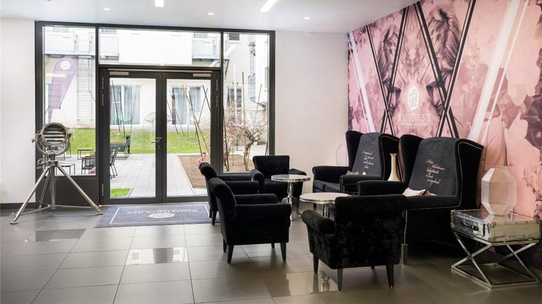 <b>Elaya Hotel Vienna City West Lobby</b>. Images powered by <a href="https://iceportal.shijigroup.com/" title="IcePortal" target="_blank">IcePortal</a>.
