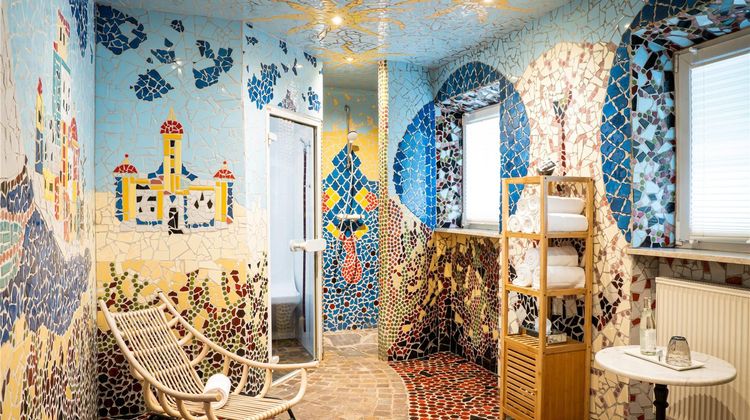 ANA Goggl Spa