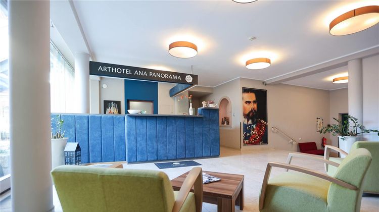Arthotel ANA Panorama Lobby