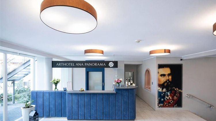 Arthotel ANA Panorama Lobby