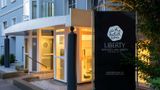 ANA Liberty Exterior