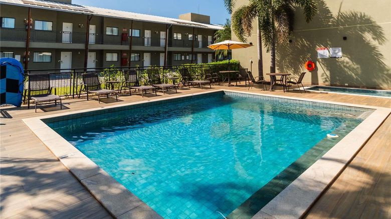<b>Ibis Styles Bonito Pool</b>. Images powered by <a href="https://iceportal.shijigroup.com/" title="IcePortal" target="_blank">IcePortal</a>.