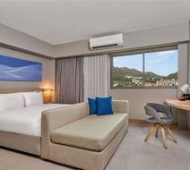 Mercure Phuket Patong Journeyhub Room