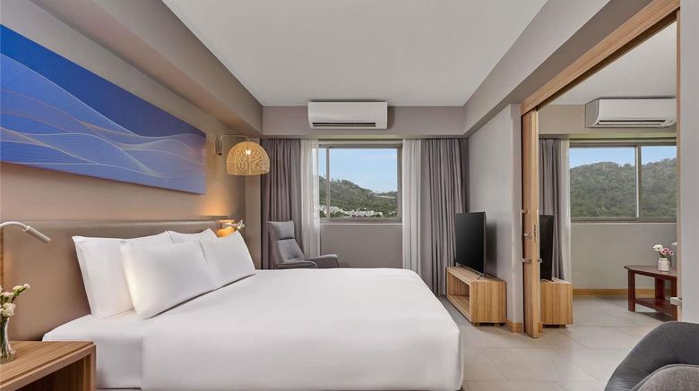 <b>Mercure Phuket Patong Journeyhub Room</b>. Images powered by <a href="https://iceportal.shijigroup.com/" title="IcePortal" target="_blank">IcePortal</a>.