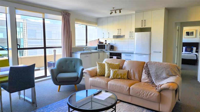 <b>U Residence Hotel Wellington Suite</b>. Images powered by <a href="https://iceportal.shijigroup.com/" title="IcePortal" target="_blank">IcePortal</a>.