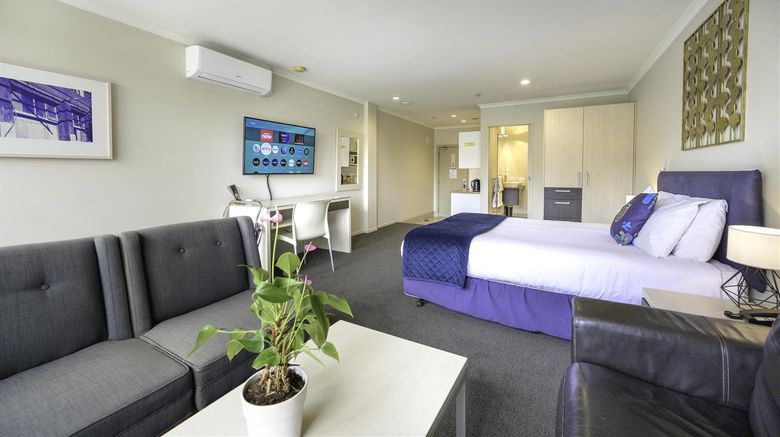<b>U Residence Hotel Wellington Room</b>. Images powered by <a href="https://iceportal.shijigroup.com/" title="IcePortal" target="_blank">IcePortal</a>.