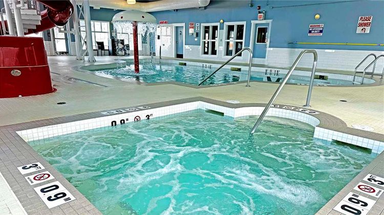 Best Western Plus Rose City Suites Pool