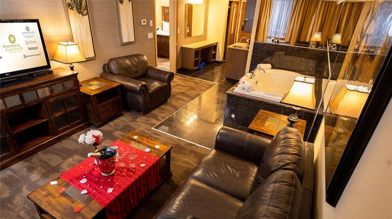 <b>Best Western Plus Rose City Suites Room</b>. Images powered by <a href="https://iceportal.shijigroup.com/" title="IcePortal" target="_blank">IcePortal</a>.