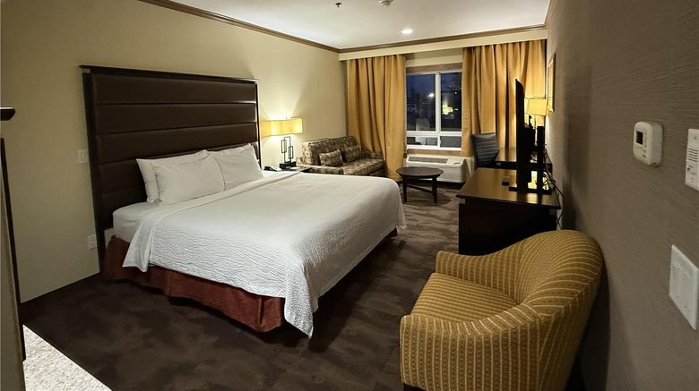 <b>Best Western Plus Rose City Suites Room</b>. Images powered by <a href="https://iceportal.shijigroup.com/" title="IcePortal" target="_blank">IcePortal</a>.