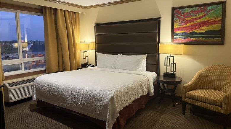 <b>Best Western Plus Rose City Suites Suite</b>. Images powered by <a href="https://iceportal.shijigroup.com/" title="IcePortal" target="_blank">IcePortal</a>.