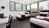 <b>Hotel George Williams Room</b>. Images powered by <a href="https://iceportal.shijigroup.com/" title="IcePortal" target="_blank">IcePortal</a>.