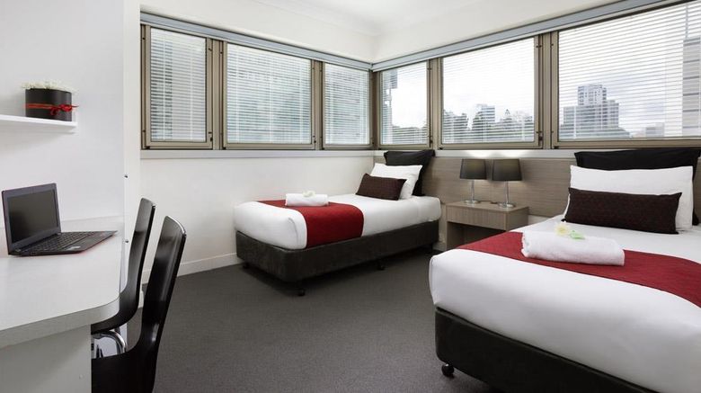 <b>Hotel George Williams Room</b>. Images powered by <a href="https://iceportal.shijigroup.com/" title="IcePortal" target="_blank">IcePortal</a>.