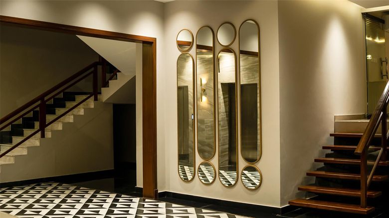 <b>Best Western Premier Hotel Karim Abad Hu Lobby</b>. Images powered by <a href="https://iceportal.shijigroup.com/" title="IcePortal" target="_blank">IcePortal</a>.